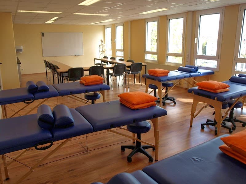Holistic Institut GmbH