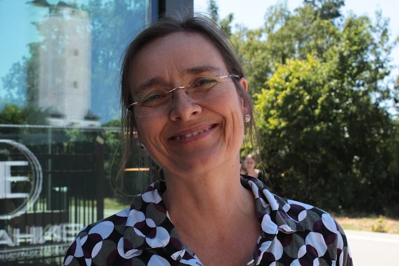 Birte Hinz, Heilpraktikerin: Chinesische Medizin (TCM), Akupunktur, Phytotherapie, Pflanzenheilkunde, Bazi
