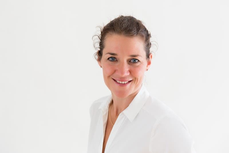 Dr. Carmen Heinz OrthoOsteo
